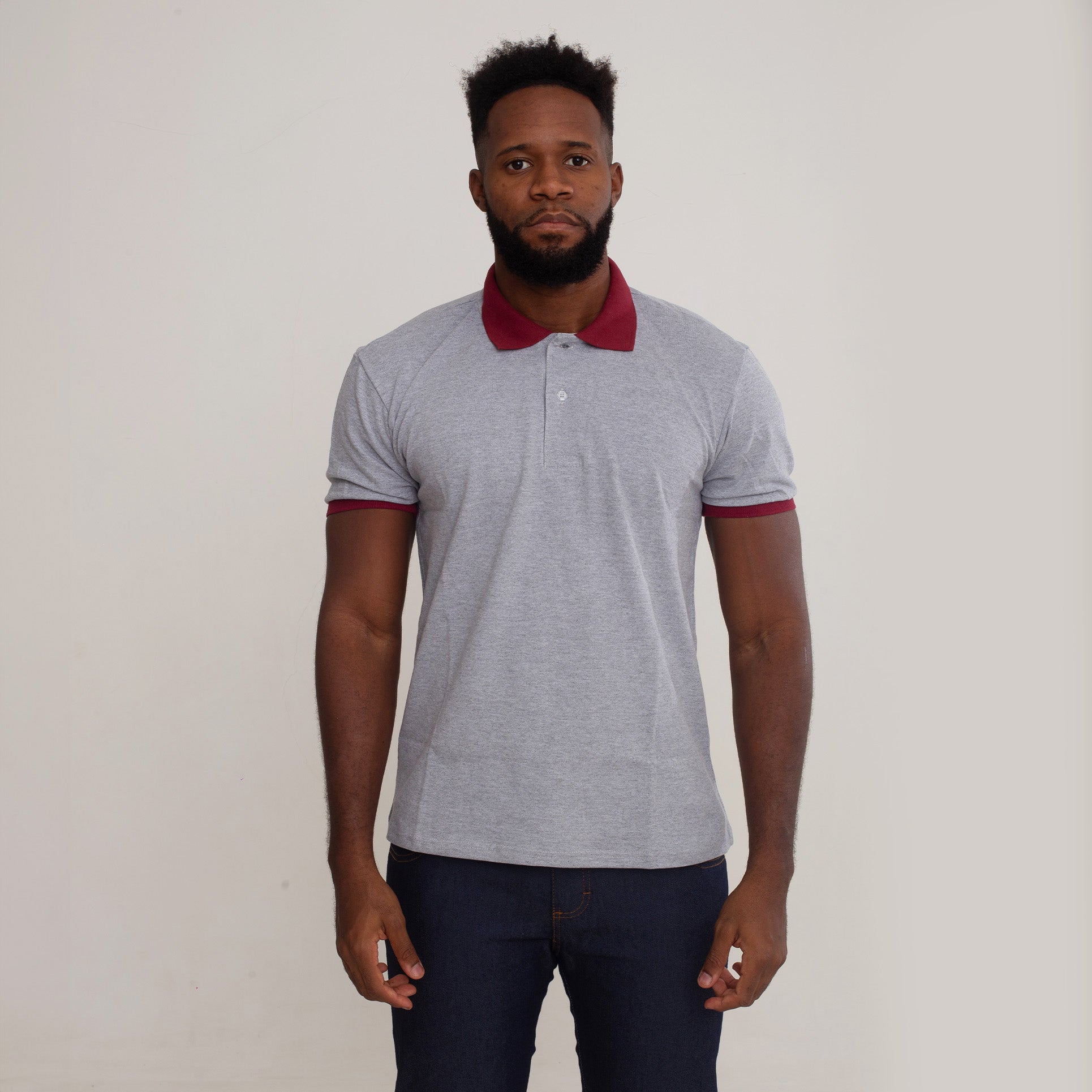 Camisa Polo Piquet Algodão Cinza Com Gola e Punho Vermelho