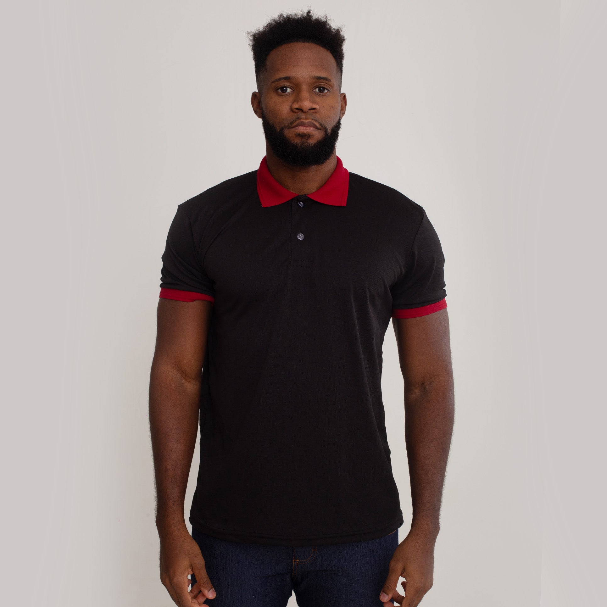 Camisa Polo Piquet Algodão Preto Com Gola e Punho Vermelho