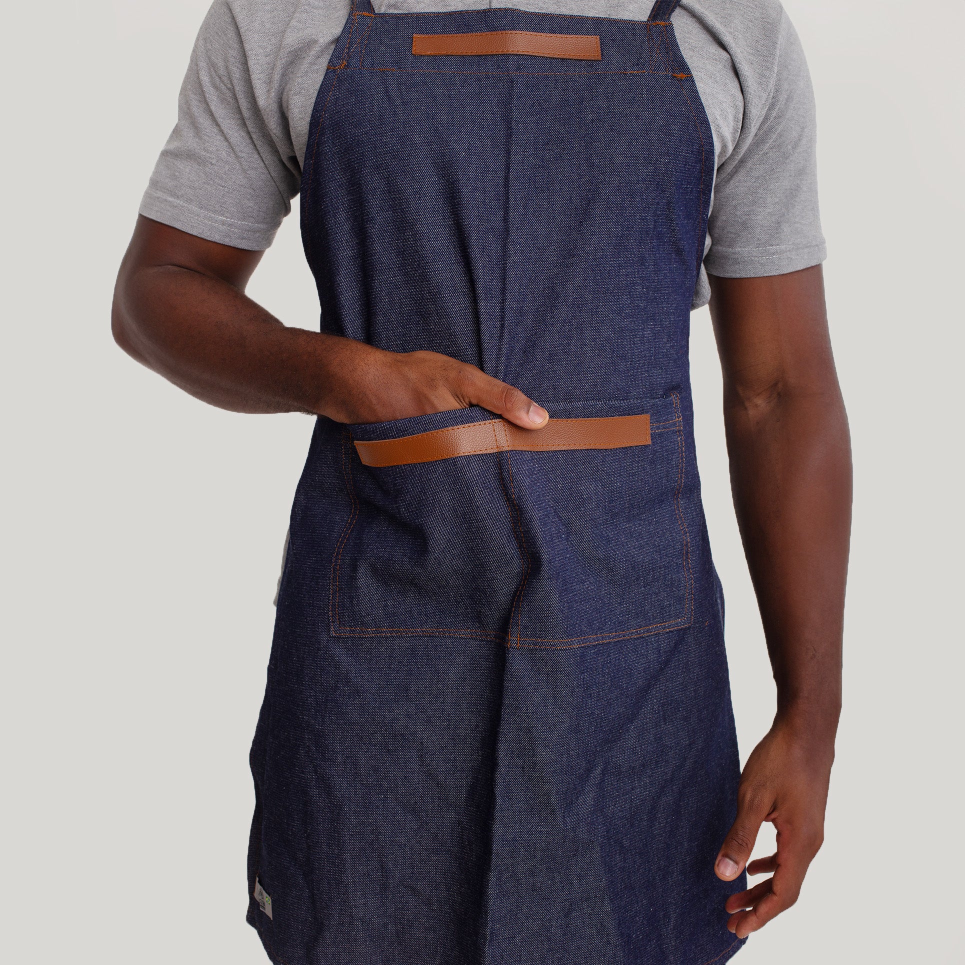 KIT 6 Aventais Jeans Escuro Com Detalhe de Couro e Tira Transpassada