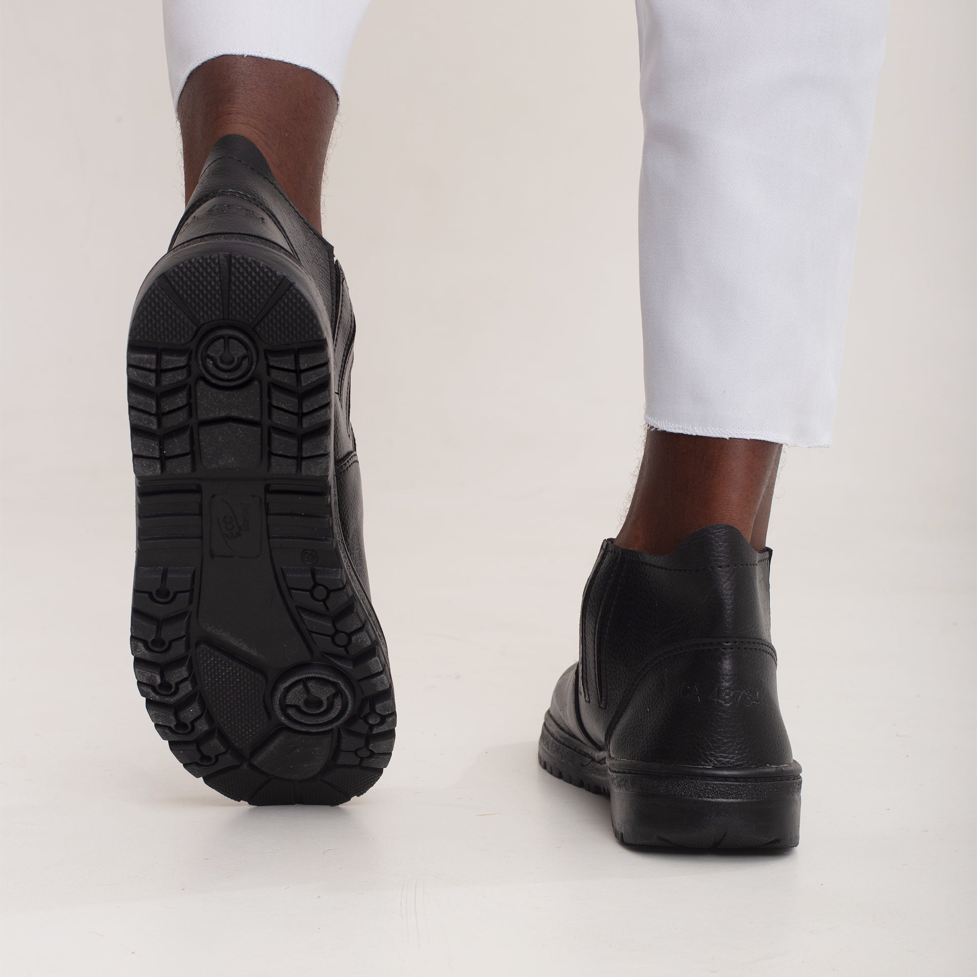 Botina de Segurança Preta Couro com Elástico