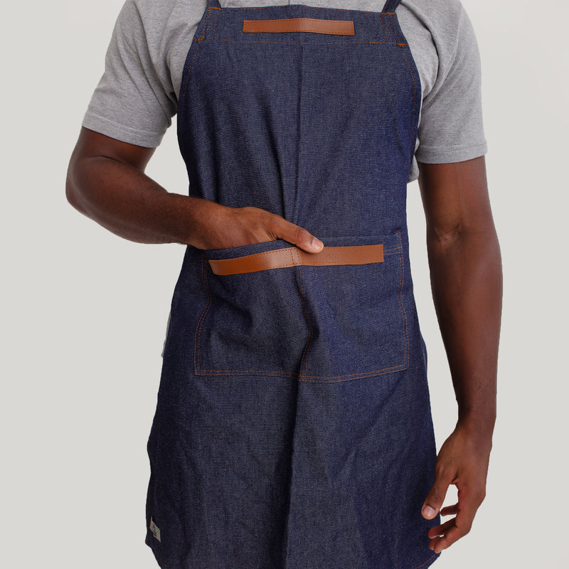 KIT 6 Aventais Jeans Escuro Com Detalhe de Couro e Tira Transpassada