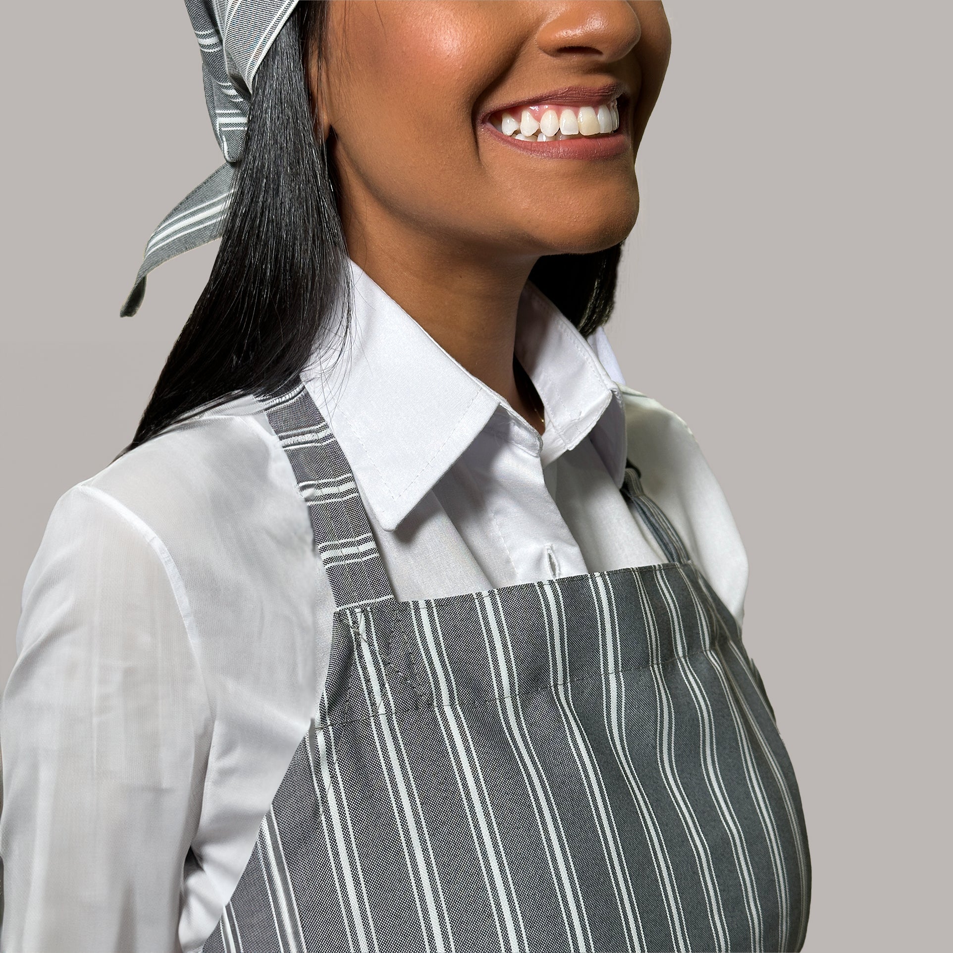 Avental Listrado com Bolso Oxford
