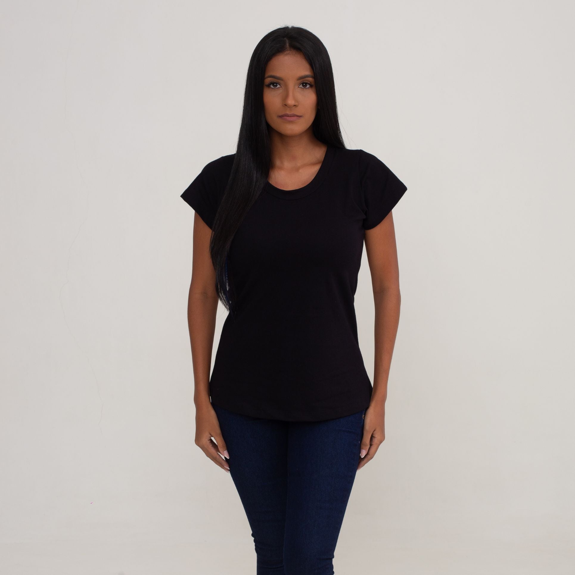 Camisa Preta de Algodão Premium Feminina