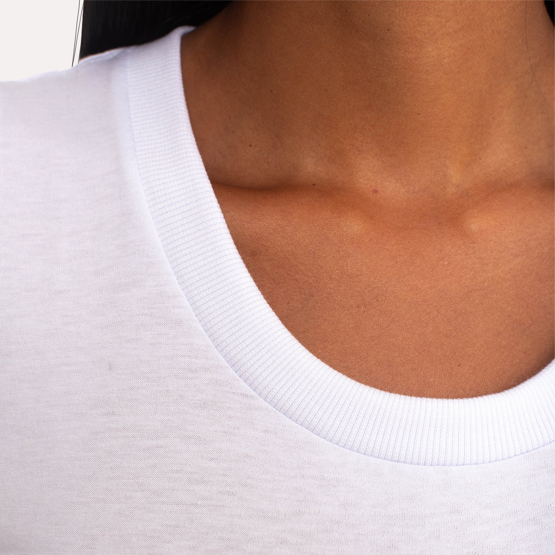 Camisa Branca de Algodão Premium Feminina