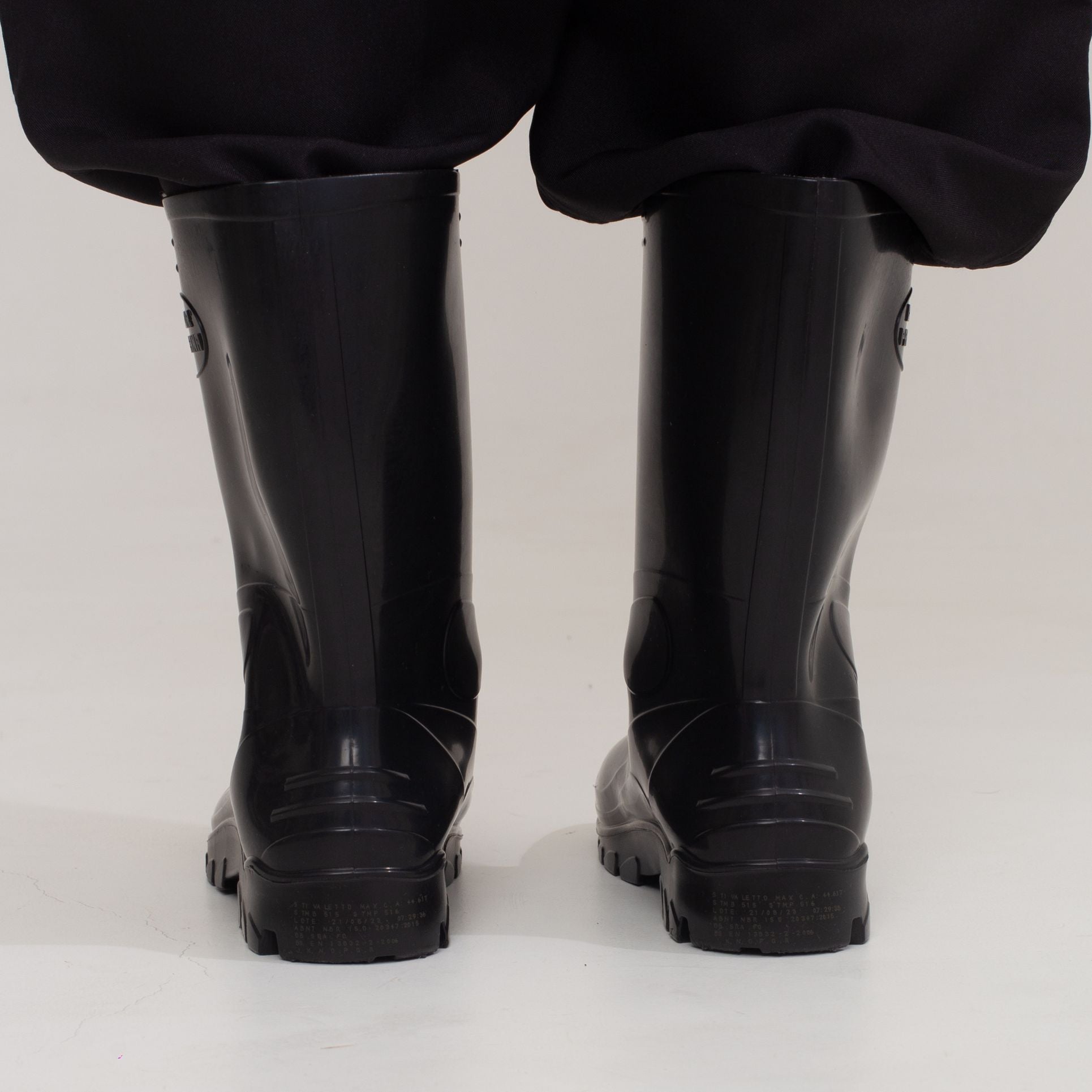 Galocha Preta Cano Longo