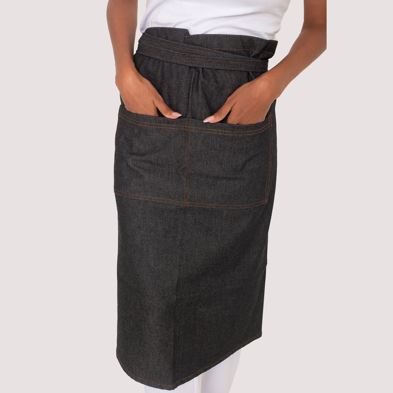 Avental Jeans Black De CinturaTranspassado com Bolso