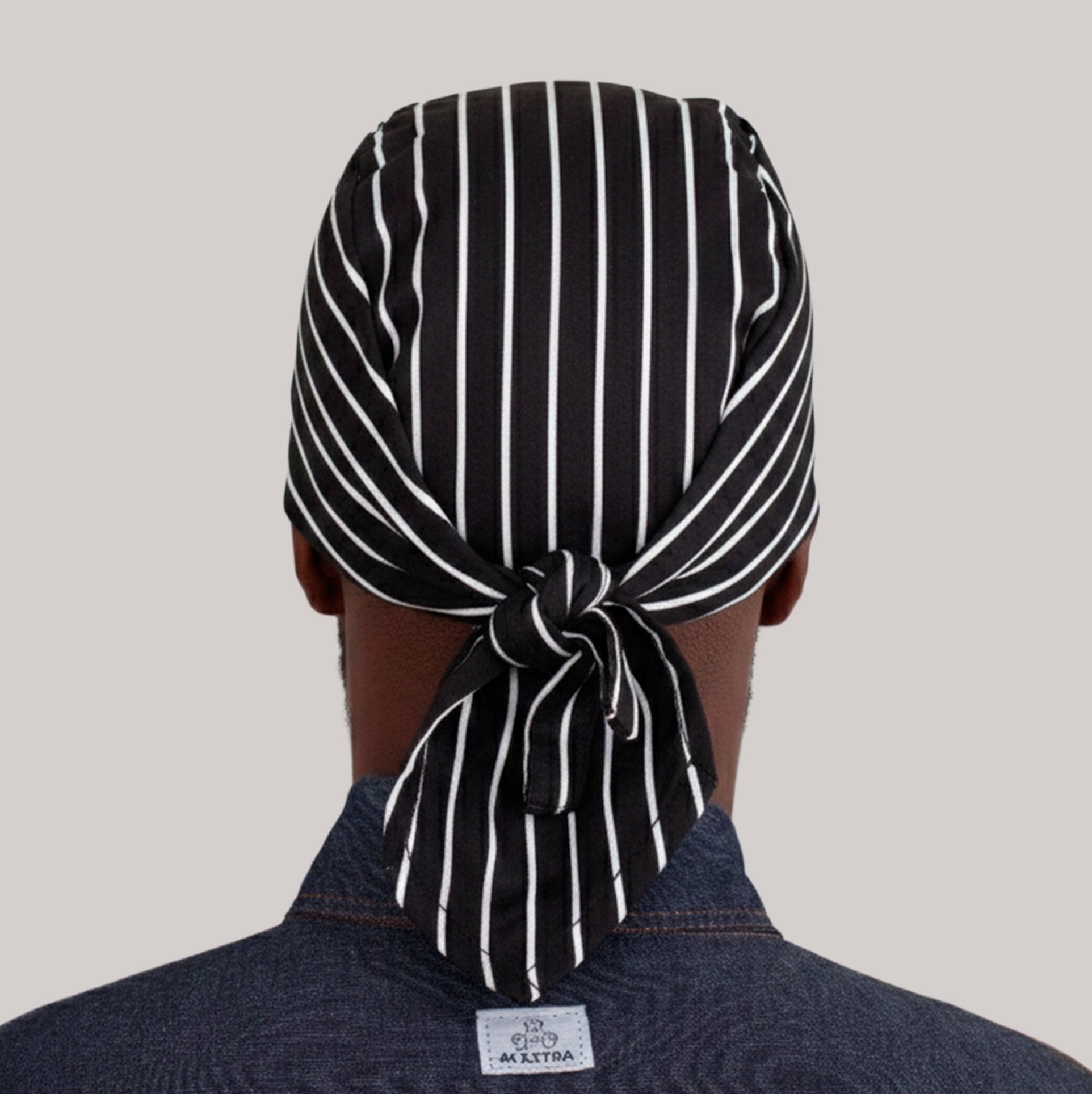 Bandana Garçom Listrada Preta