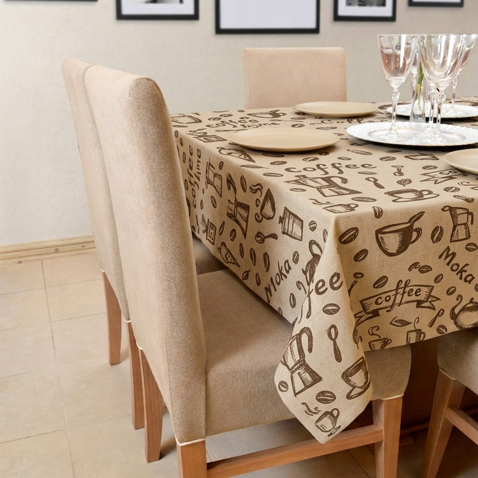 Toalha de Mesa Café 1,50x1,50 Quadrada
