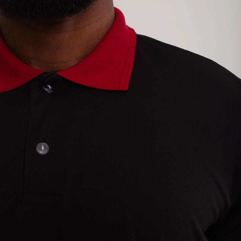 Camisa Polo Piquet Algodão Preto Com Gola e Punho Vermelho