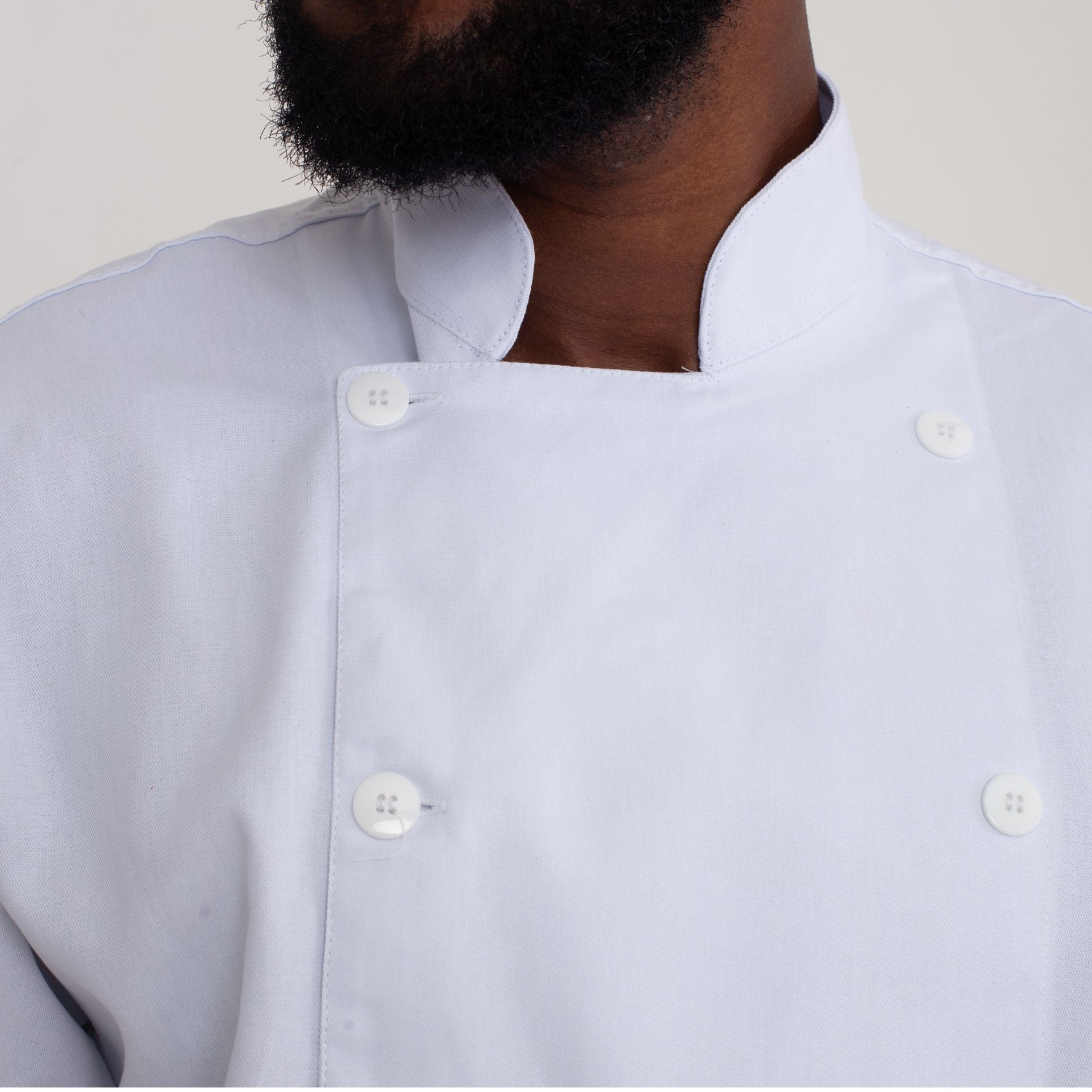 Dólmã Manga Curta Com Botões Brancos