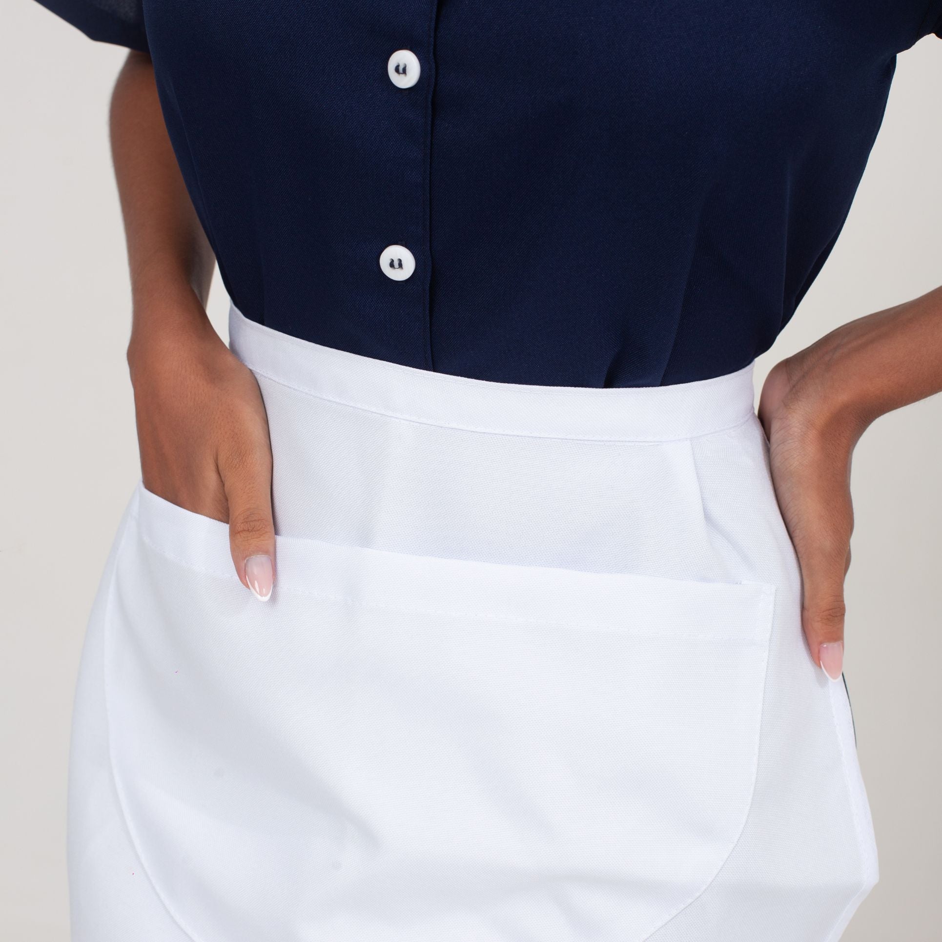 Vestido Azul Marinho Oxford com Rendinha + Avental com Renda