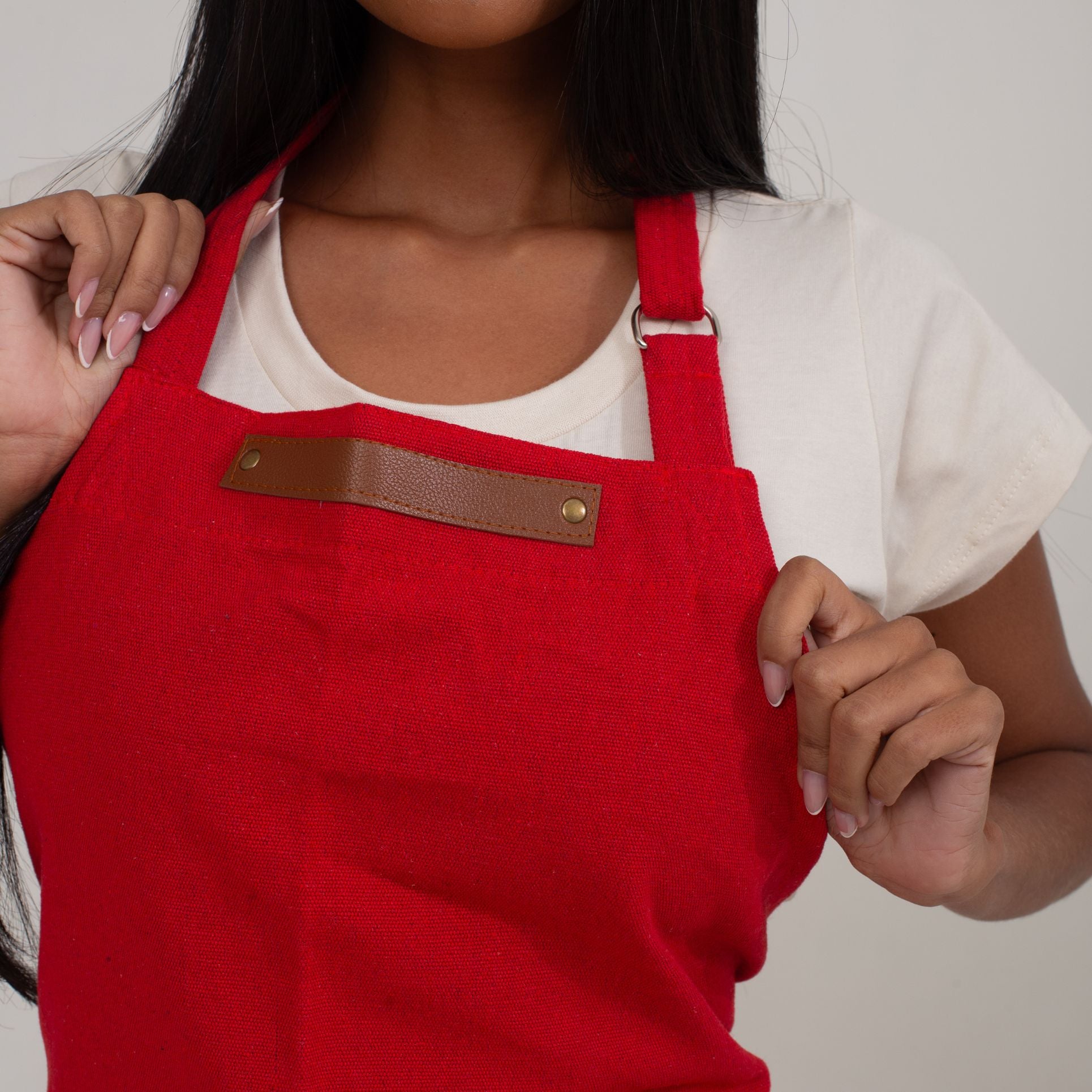 Avental Lona Vermelho Com Detalhe Em Couro