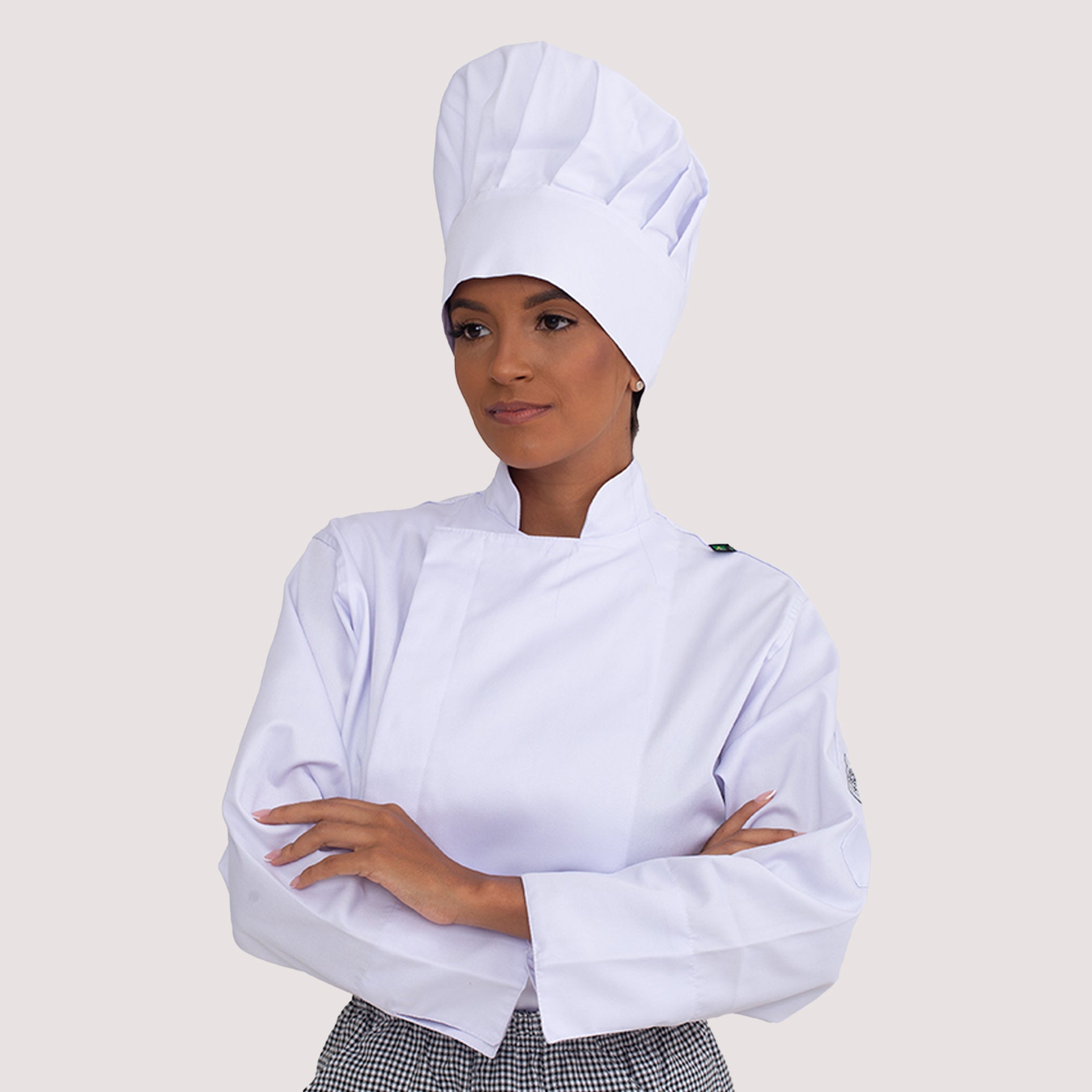 Dólmã Branca Manga Longa Com Botão Embutido