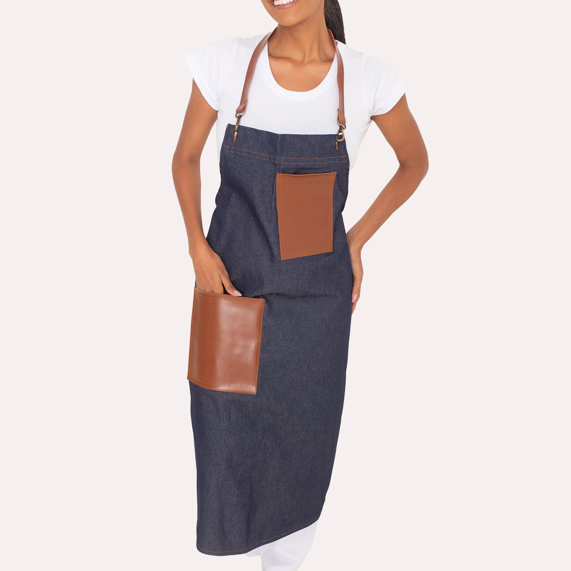 KIT 6 Aventais Jeans com Bolsos e Alça de Couro