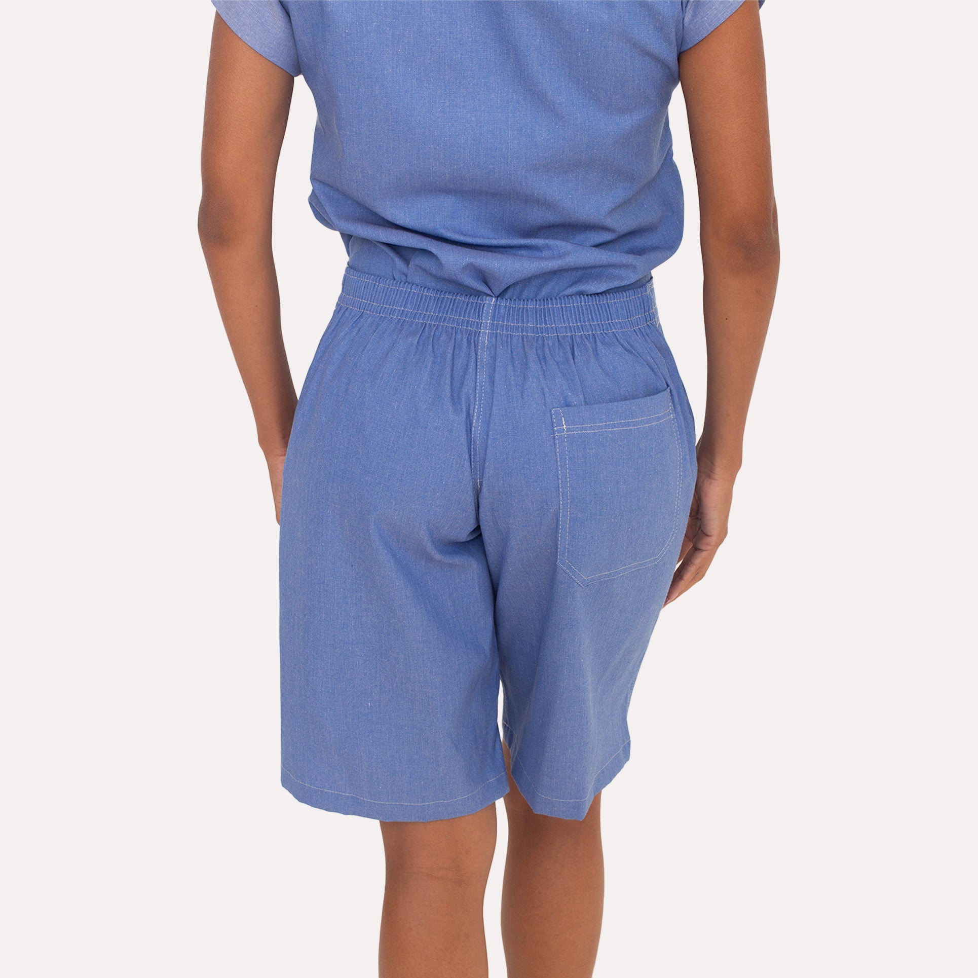 Uniforme babá Azul Claro